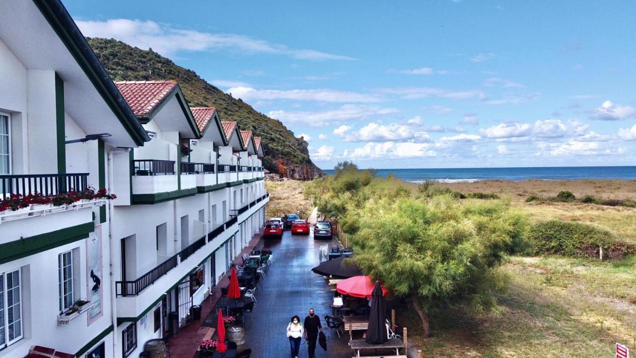 Hostal De Berria Сантонья Екстер'єр фото